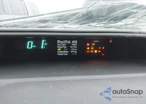 2013 Toyota Prius C One z USA, uszkodzony, nr VIN JTDKDTB39D1047551